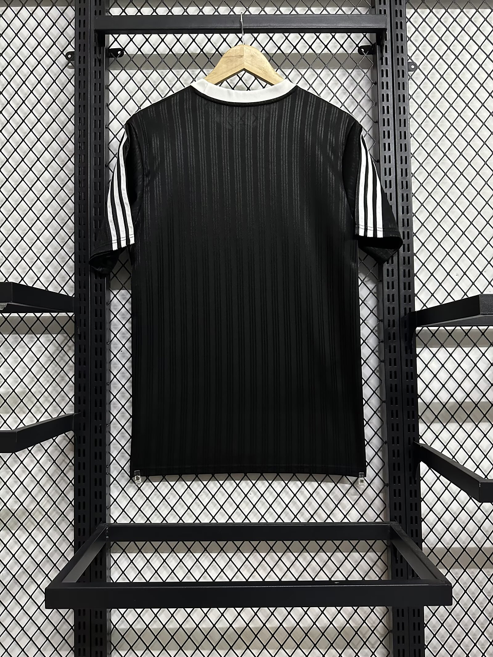 Adidas T-Shirt 2