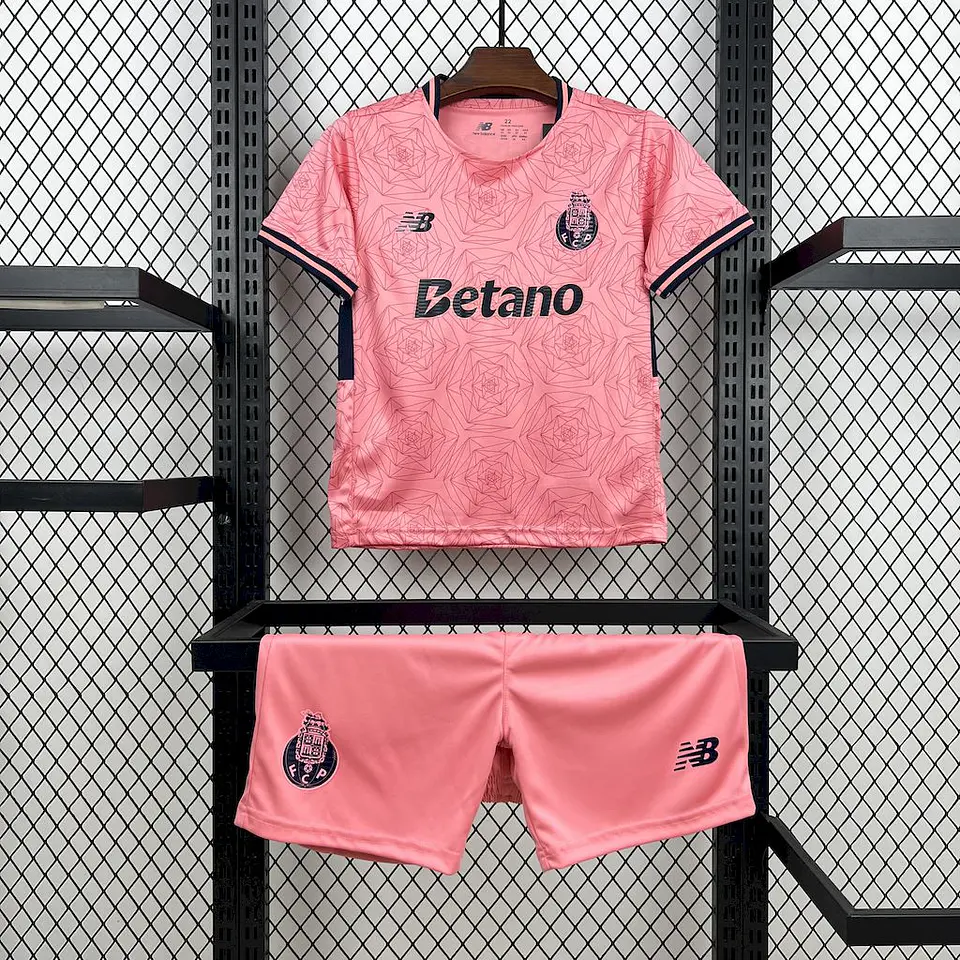 Porto Equipamento Alternativo 2025/26 Kit Criança 1