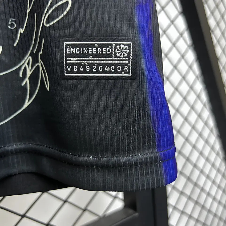 Barcelona Edição Especial 2025/26 7