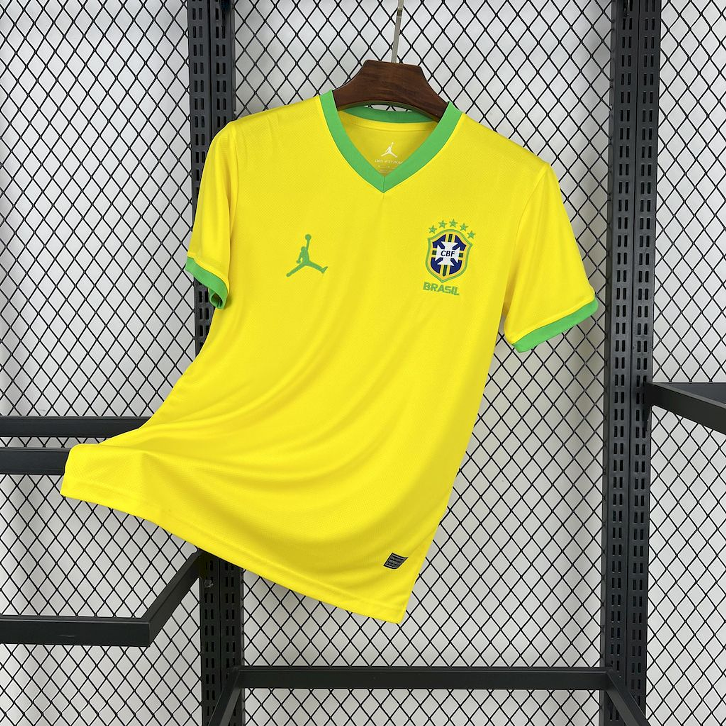 Brasil Equipamento Principal 2025/26 1