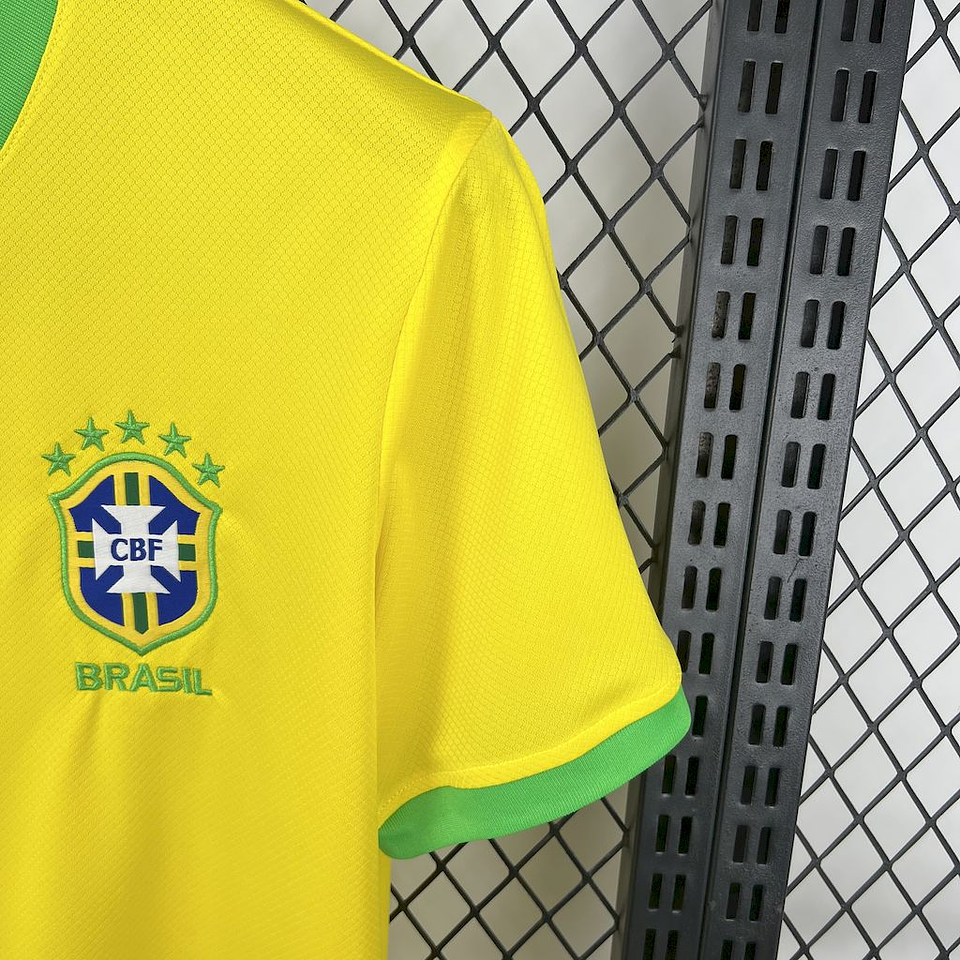 Brasil Equipamento Principal 2025/26 2