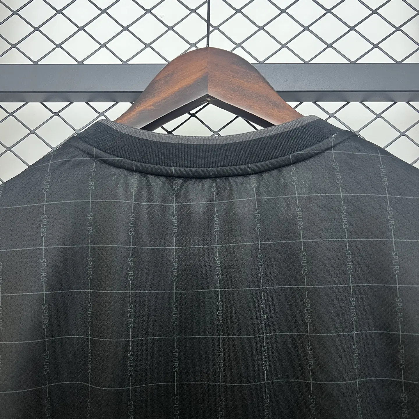 Tottenham Equipamento Alternativo 2025/26 6