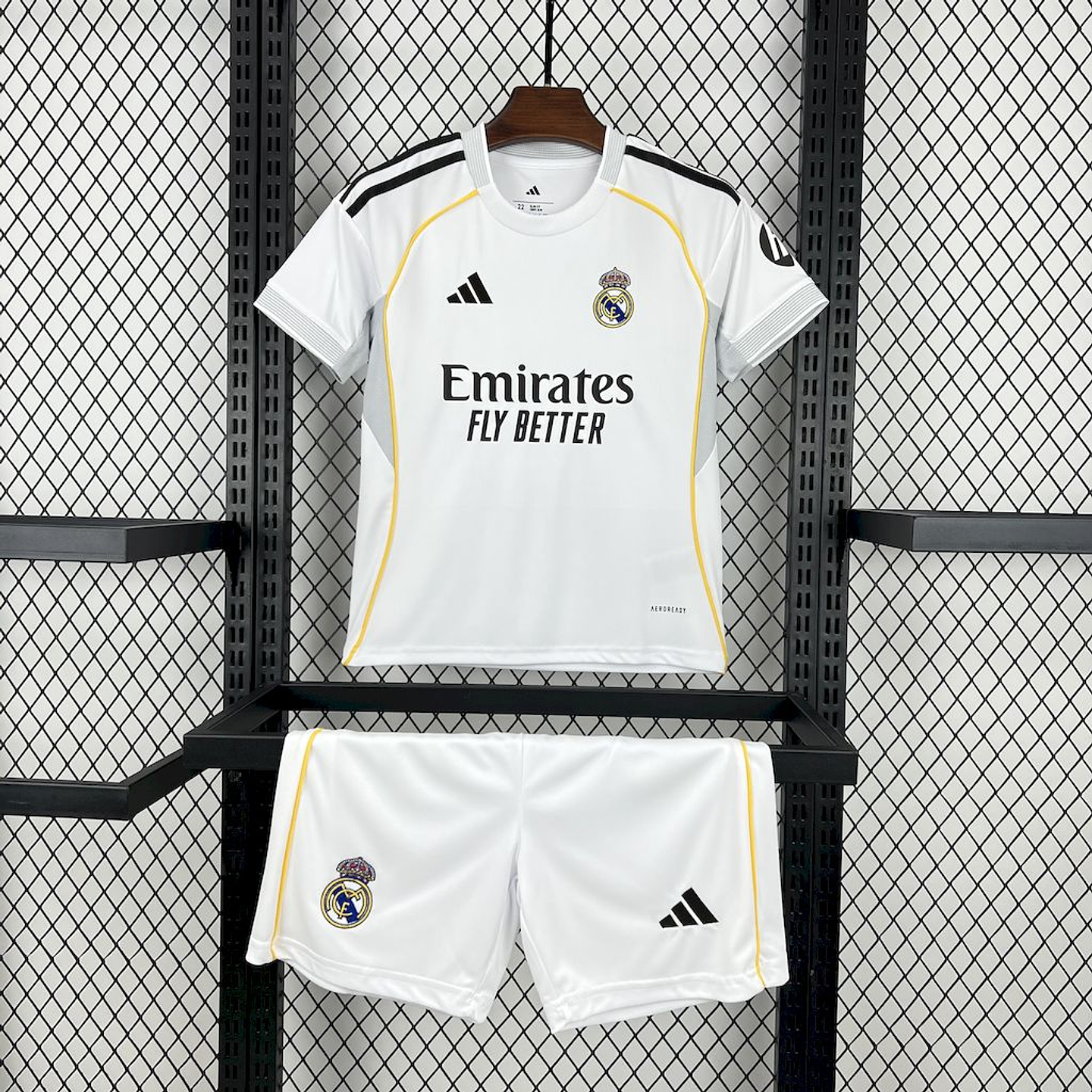 Real Madrid Equipamento Principal Kit Criança 2025/26 1