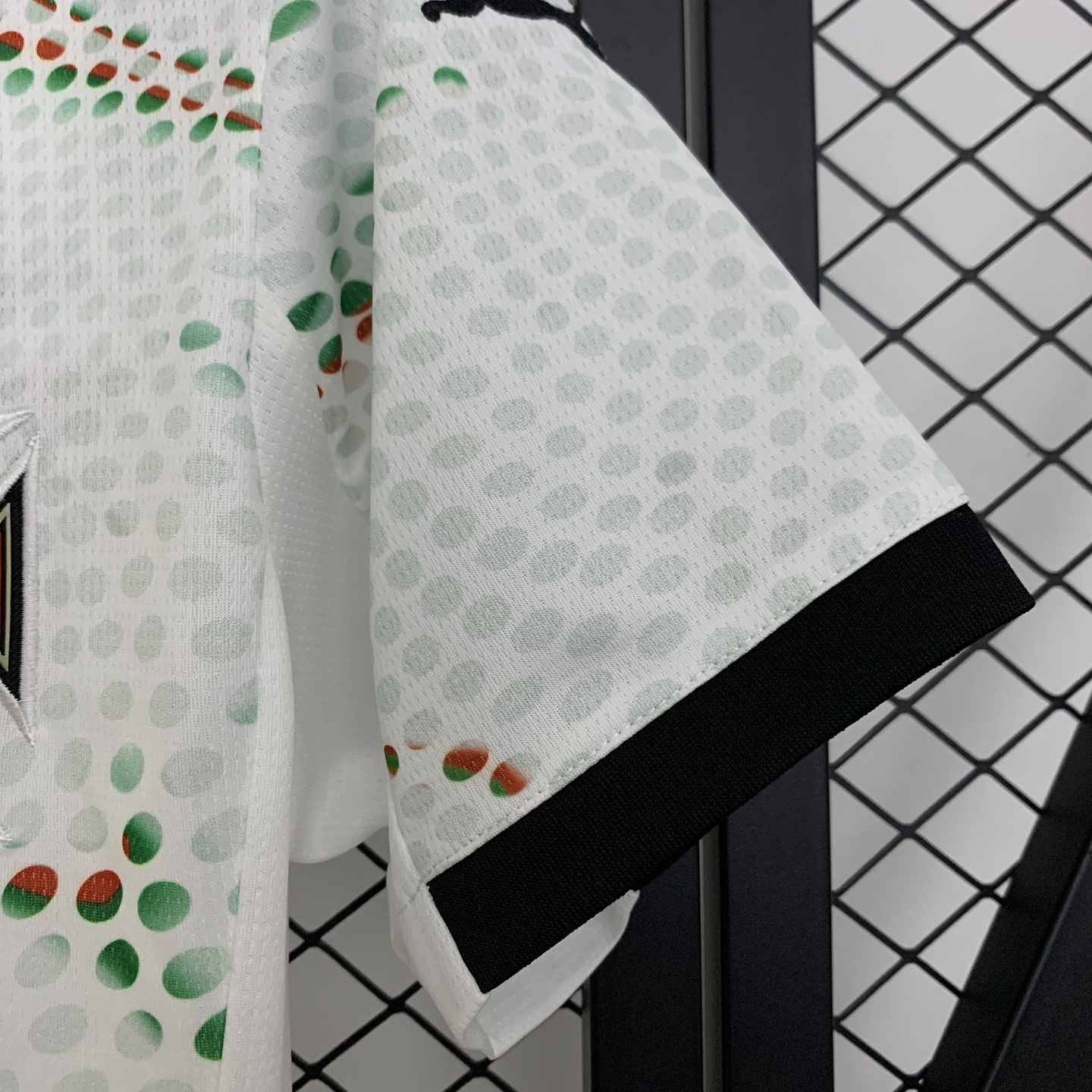 Portugal Equipamento Alternativo Mulher 2025/26 9