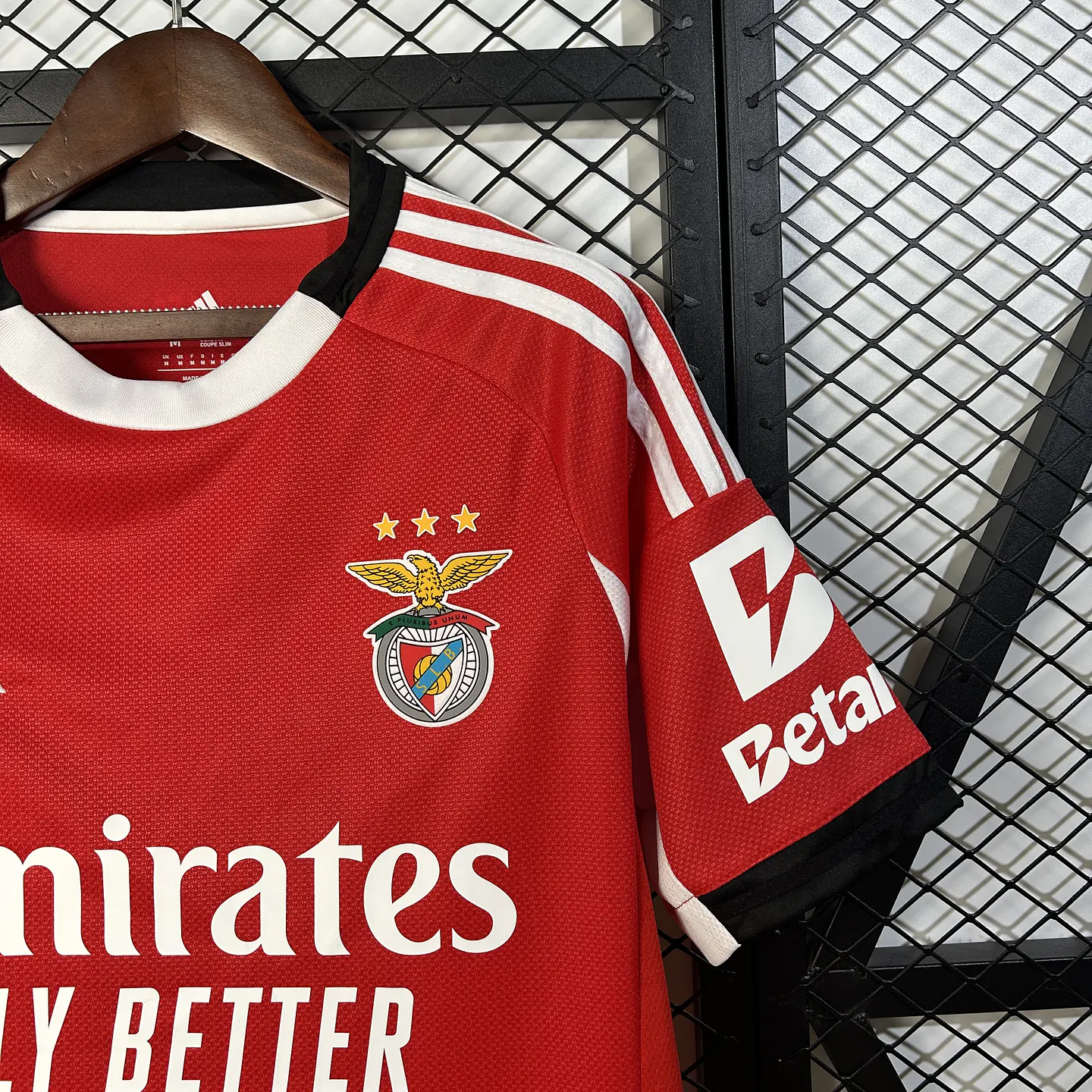 Benfica Equipamento Principal 2025/26 11