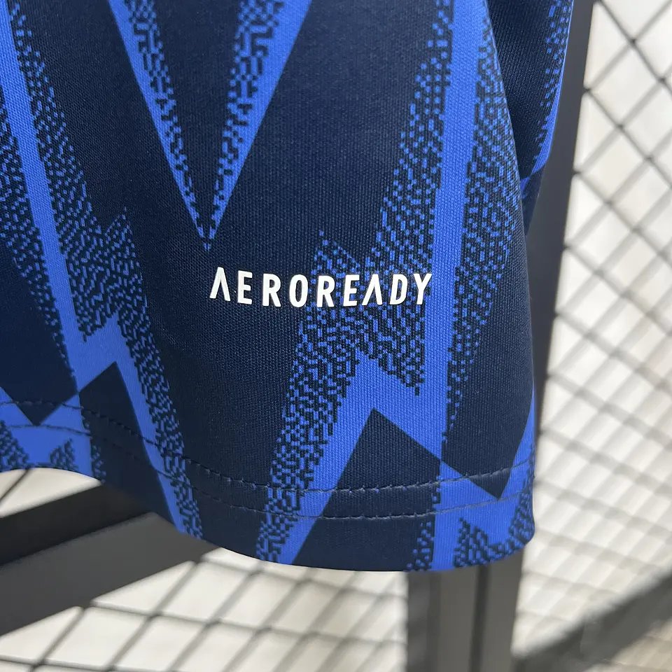 Arsenal Equipamento Alternativo 2025/26 7