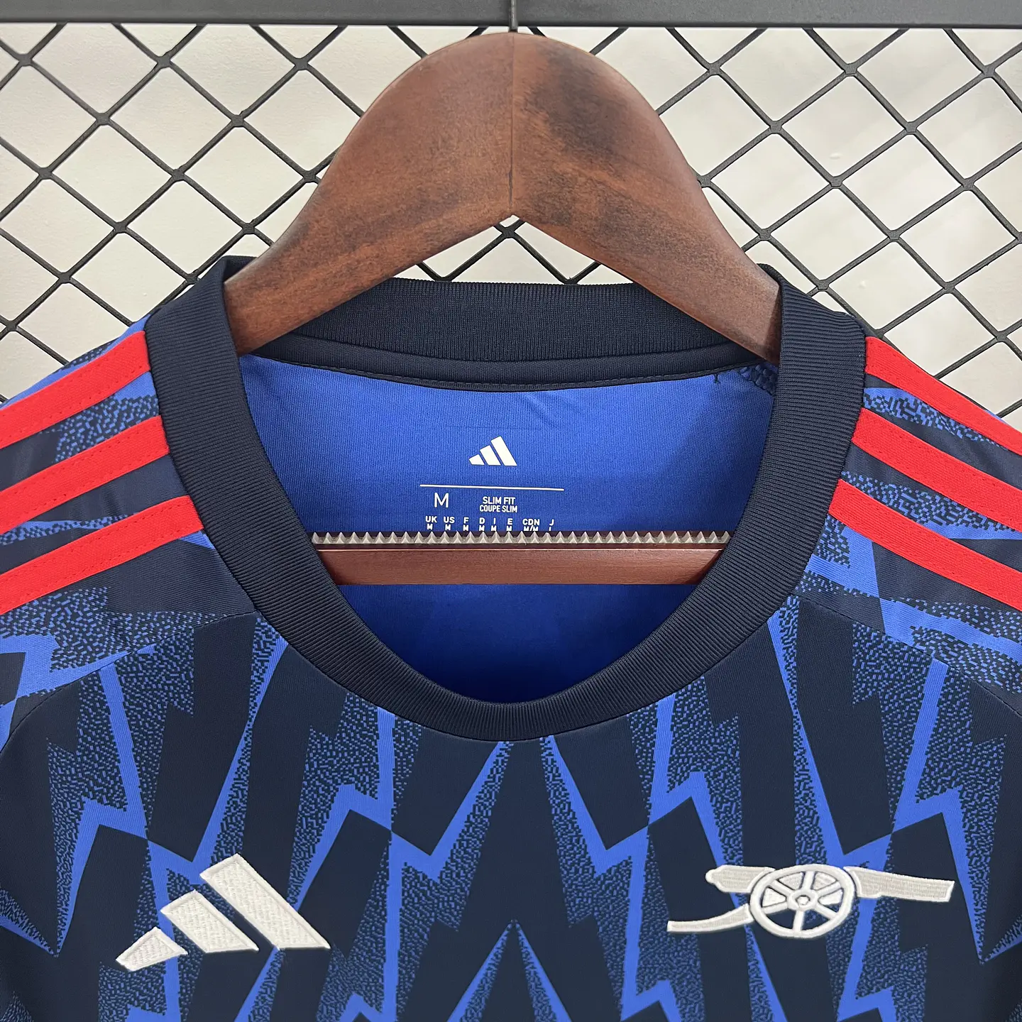 Arsenal Equipamento Alternativo 2025/26 5