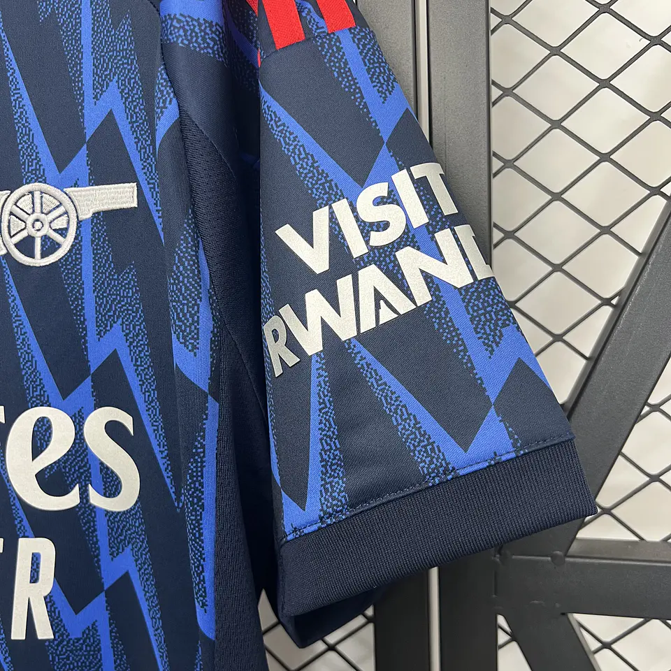 Arsenal Equipamento Alternativo 2025/26 9