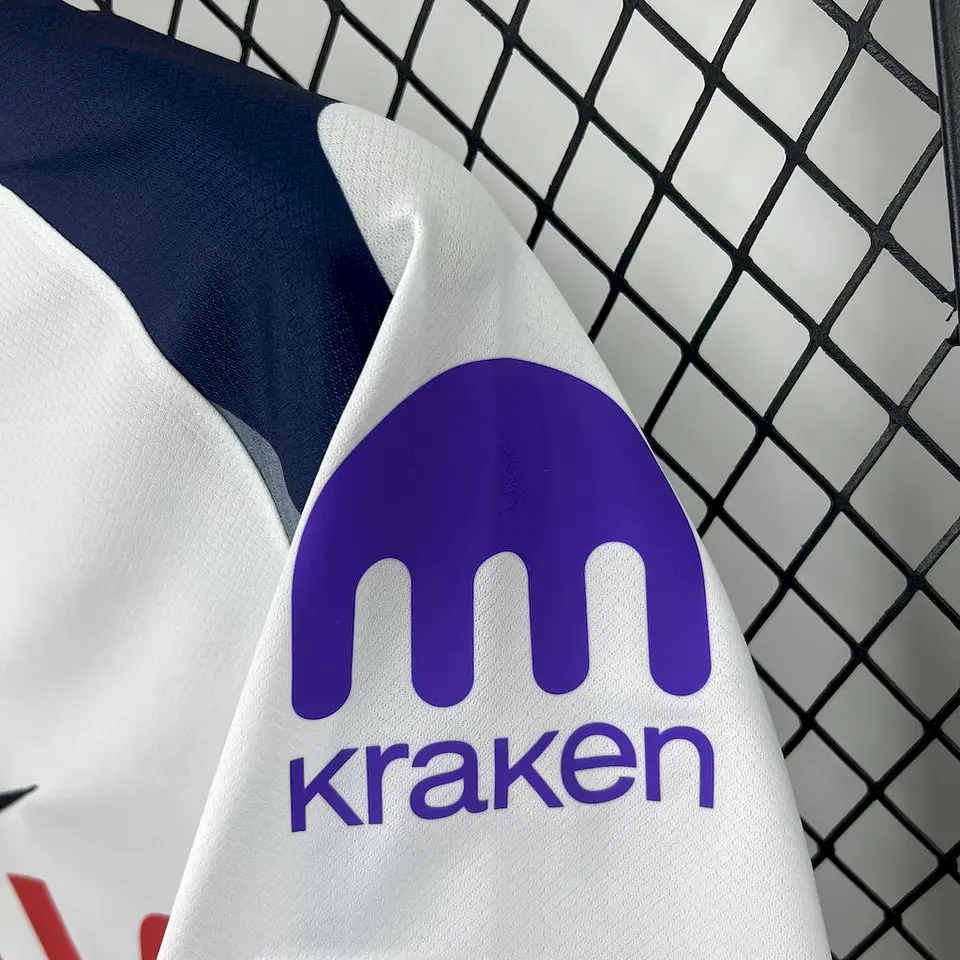 Tottenham Equipamento Principal 2025/26 6