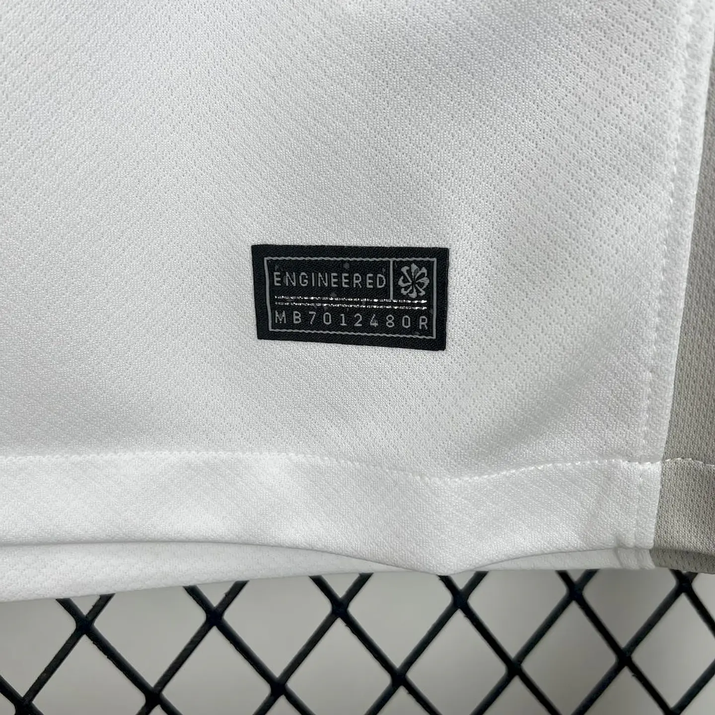 Tottenham Equipamento Principal 2025/26 7