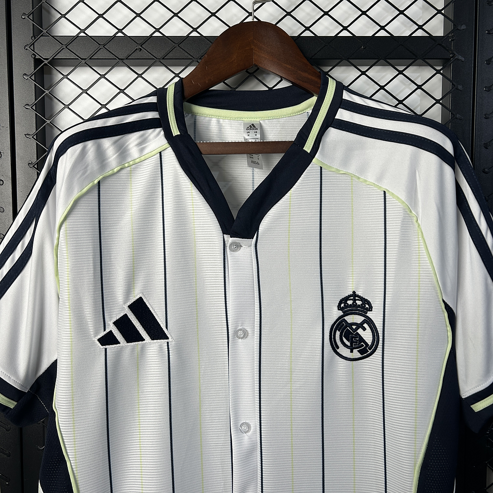 Real Madrid Edição Especial  US Pack 2025/26 5