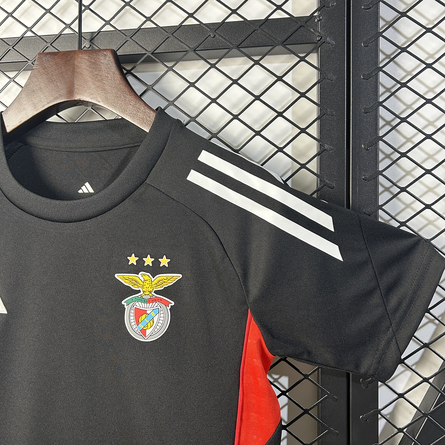 Benfica Equipamento Treino Kit Criança 2025/26 9