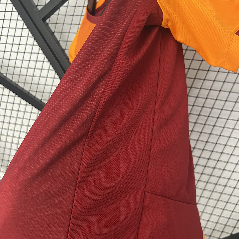 Galatarasay Equipamento Alternativo 2025/26 9