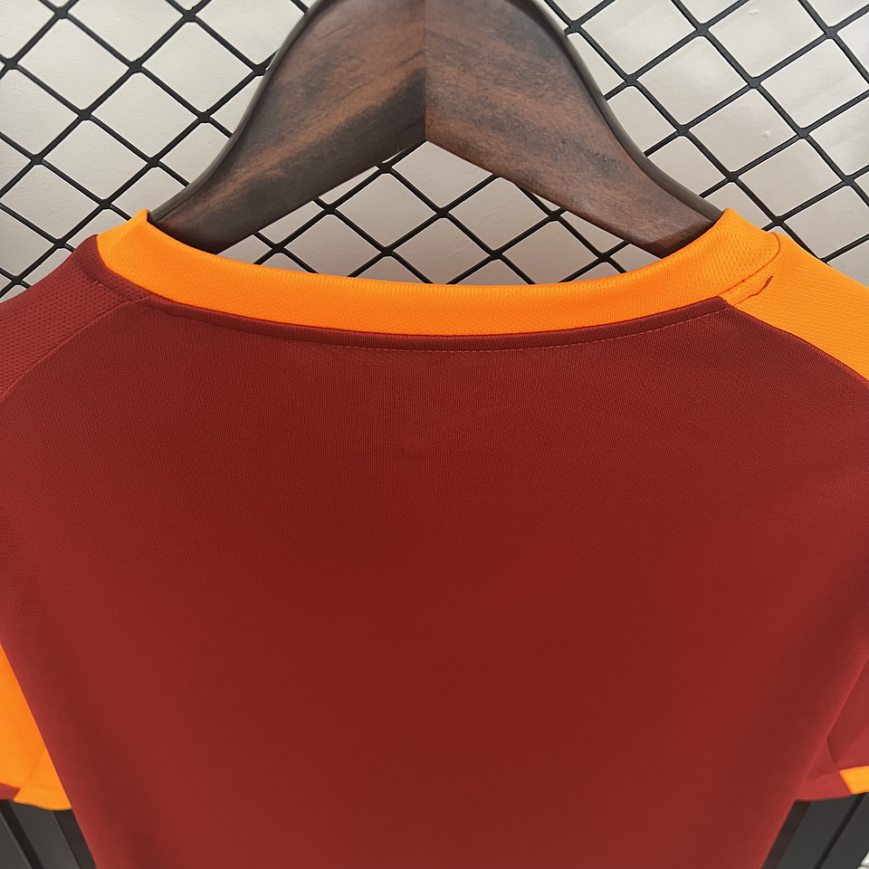 Galatarasay Equipamento Alternativo 2025/26 7