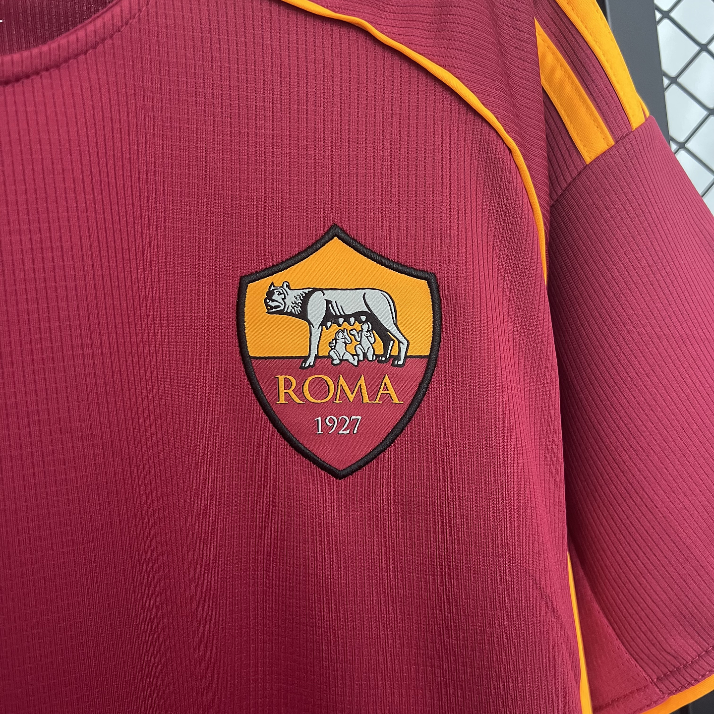Roma Equipamento Principal 2025/26 3