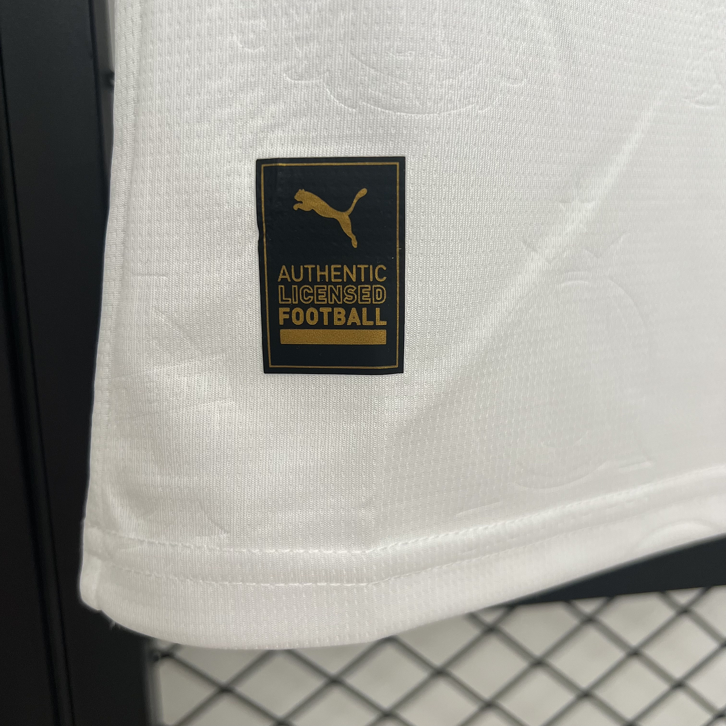 Marselha Equipamento Principal 2025/26 10