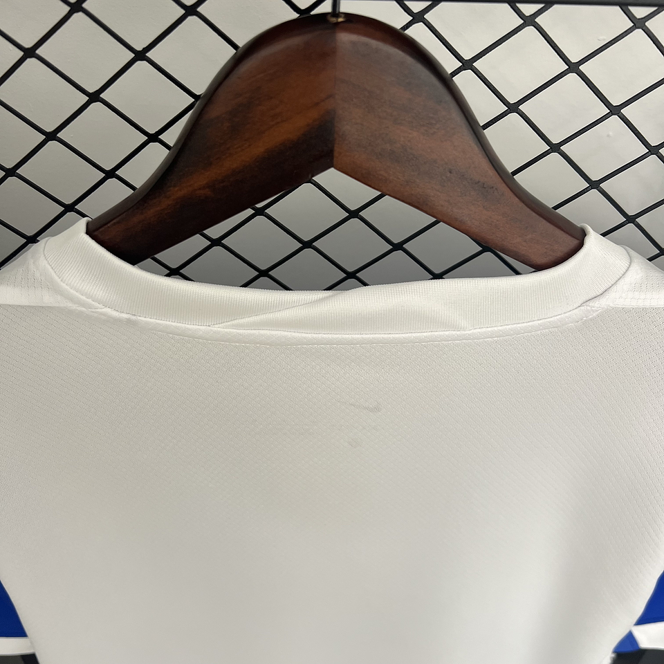 Brighton & Albion Equipamento Principal 2025/26 6