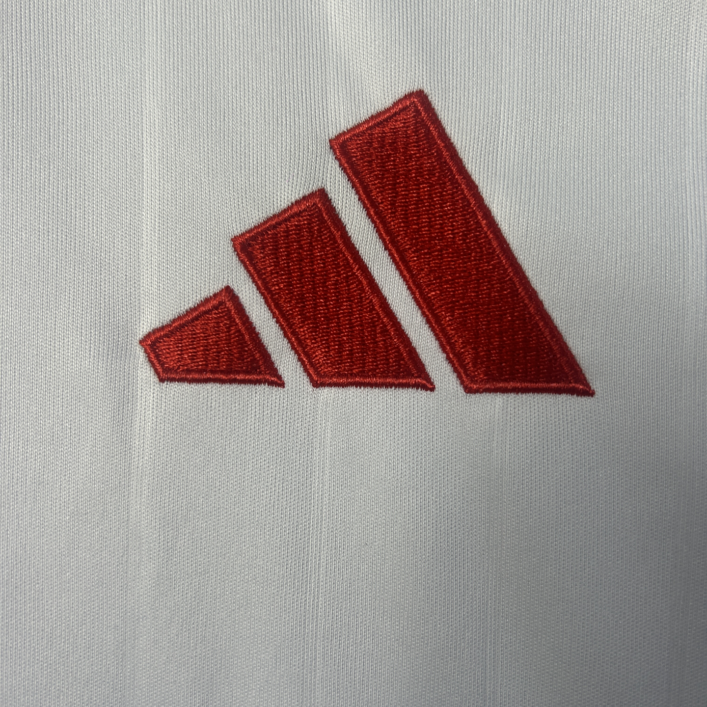 Sevilha Equipamento Principal 2025/26 4