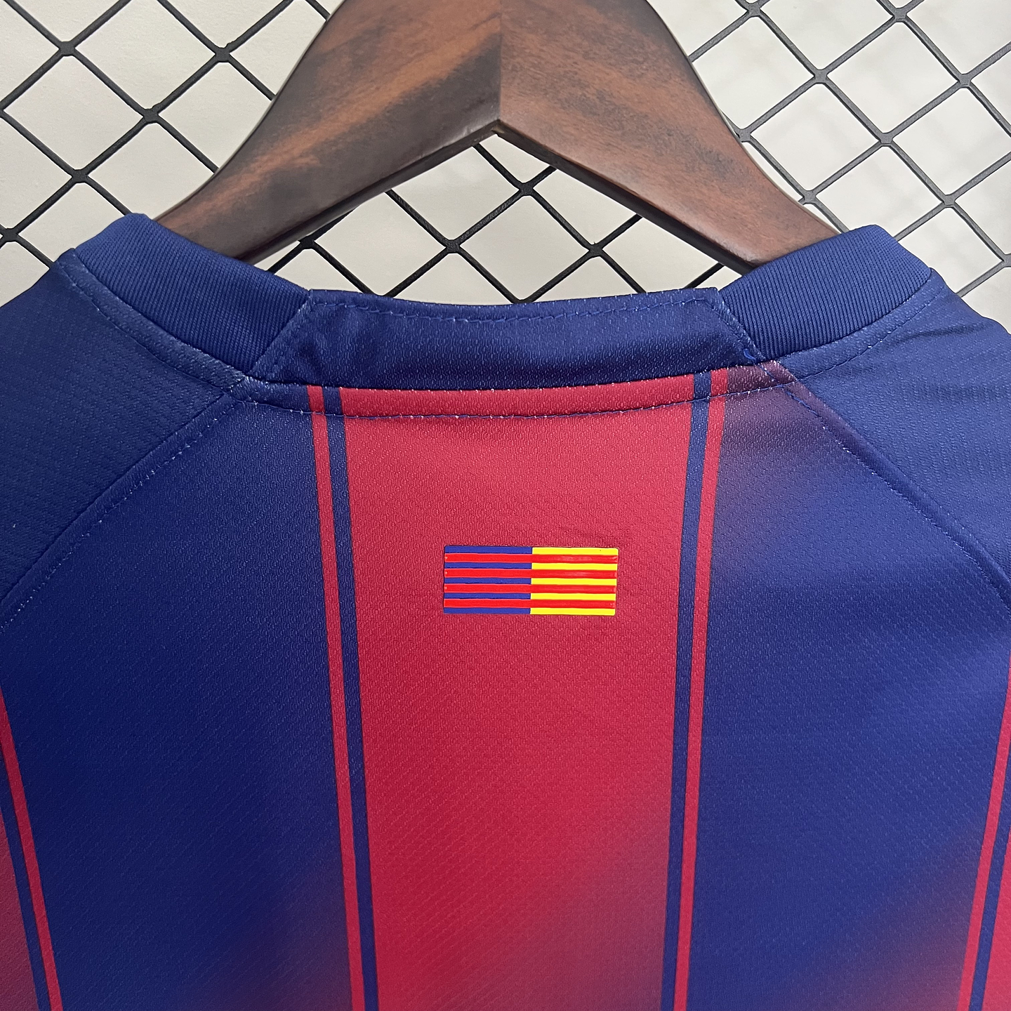 Barcelona Equipamento Principal 2025/26 Mulher 4
