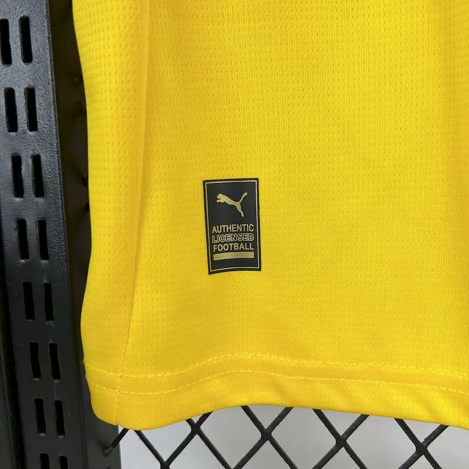 Girona Equipamento Alternativo 2025/26 9