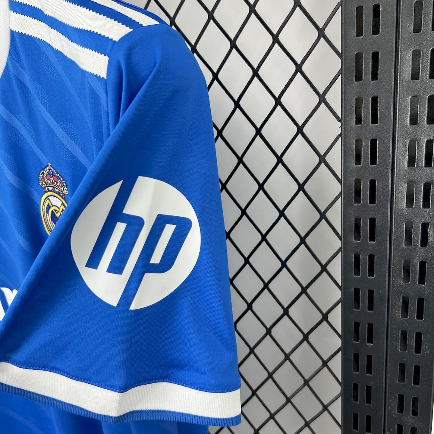 Real Madrid Terceiro Equipamento 2025/26 8