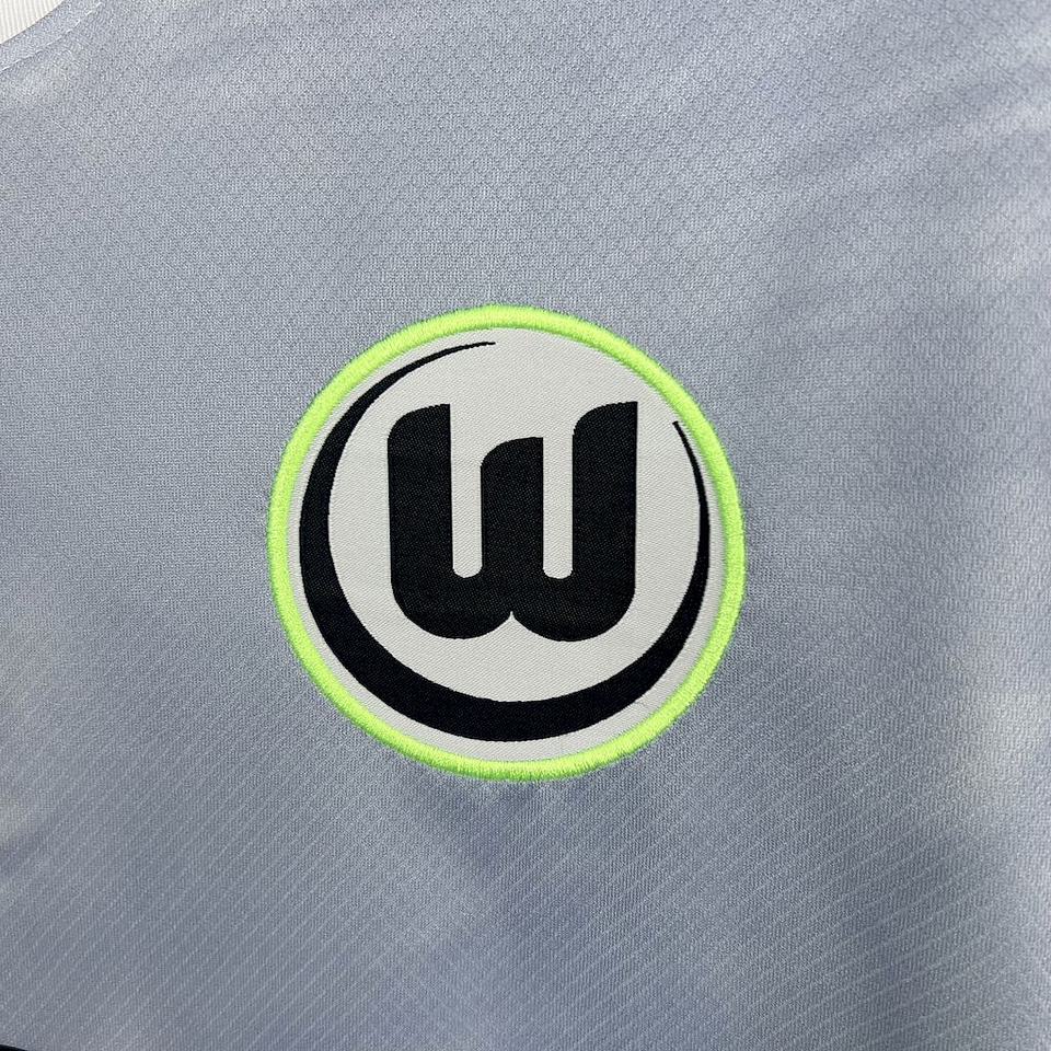 Wolfsburg Equipamento Alternativo 2025/26 3