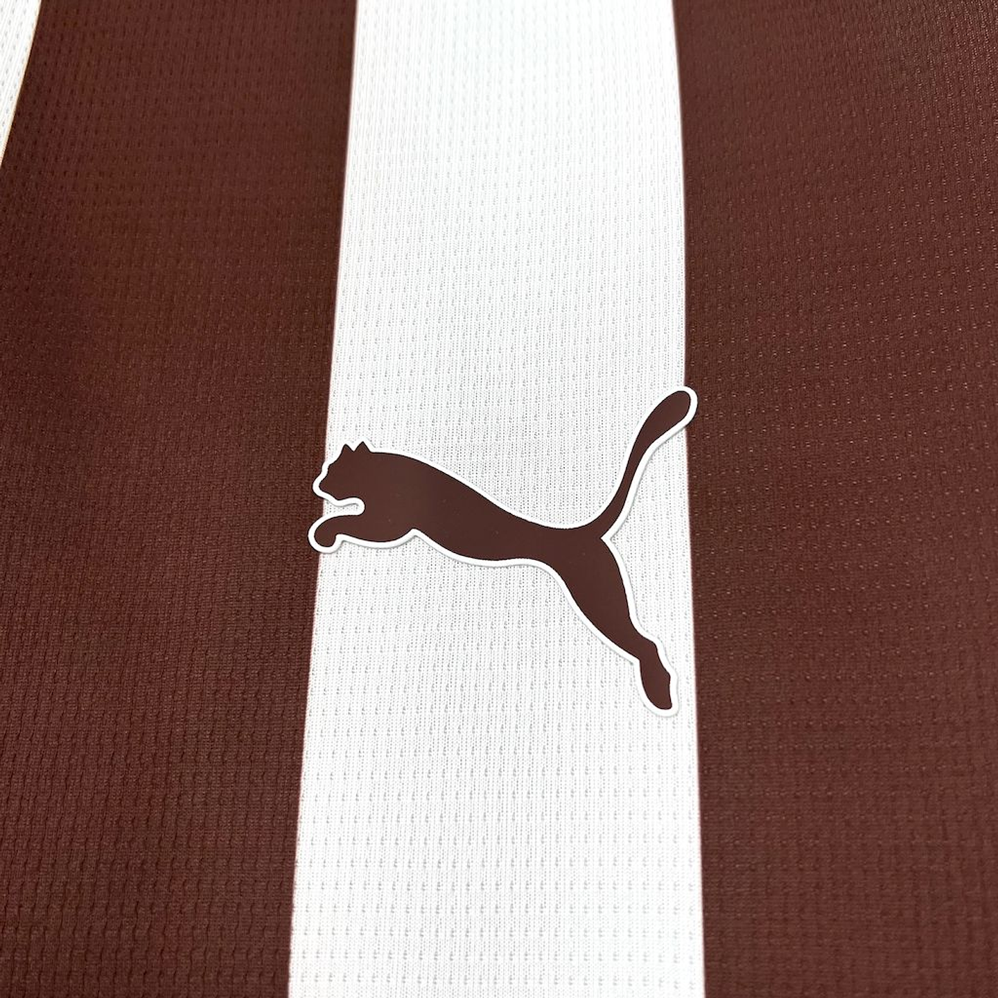 St. Pauli Equipamento Principal 2025/26 4