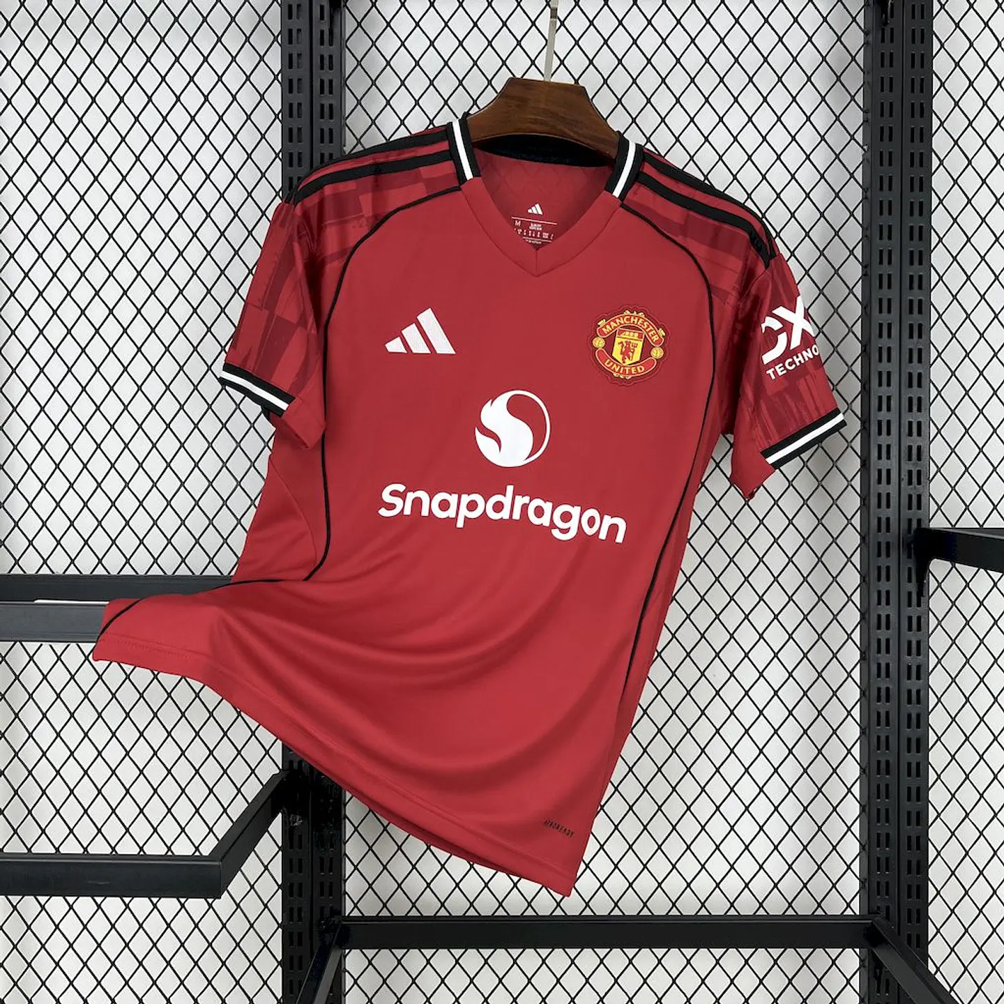 Manchester United Equipamento Principal 2025/26 1