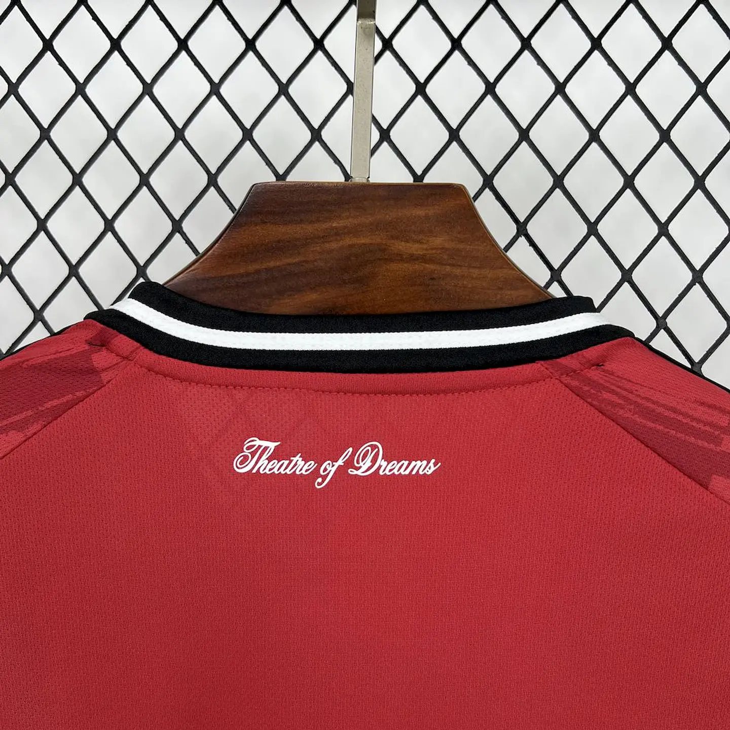 Manchester United Equipamento Principal 2025/26 6