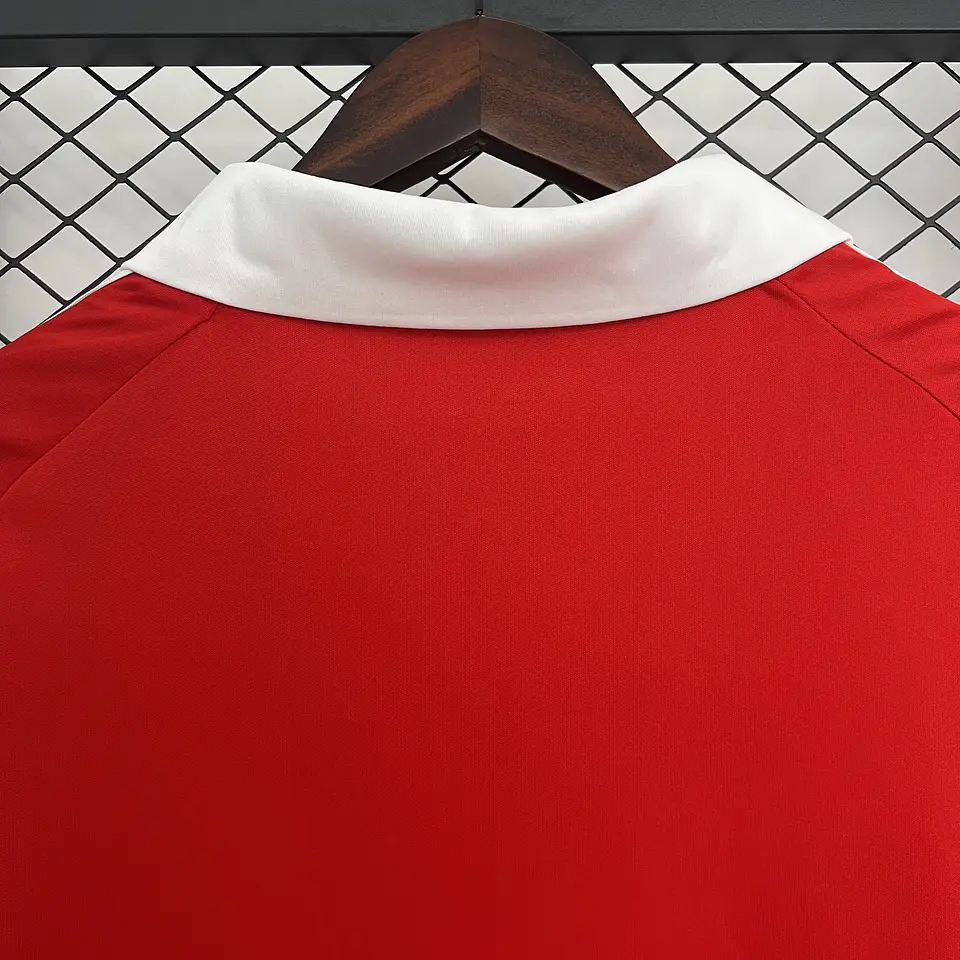 Sevilha Equipamento Alternativo 2025/26 6