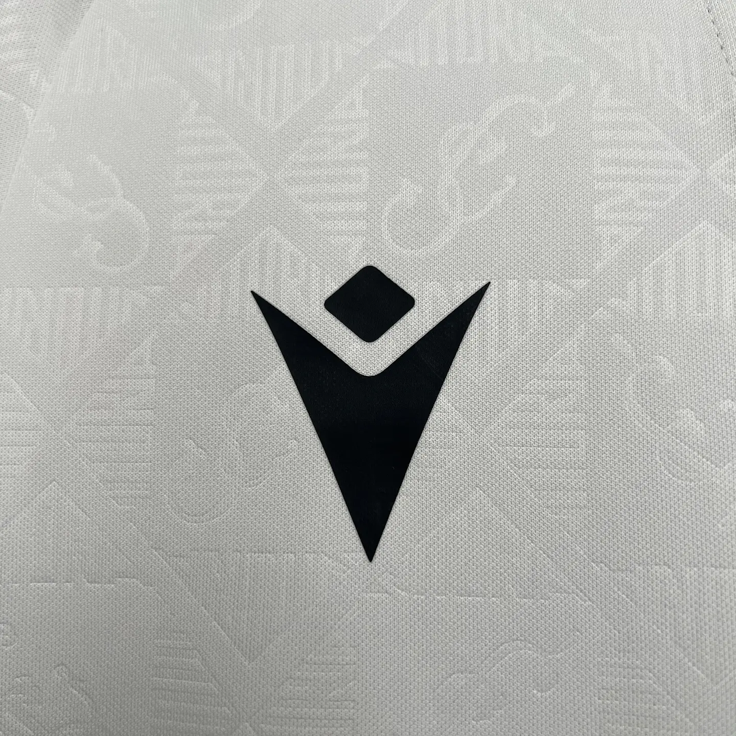 Vitória de Guimarães Equipamento Principal Kit Criança 2025/26 4