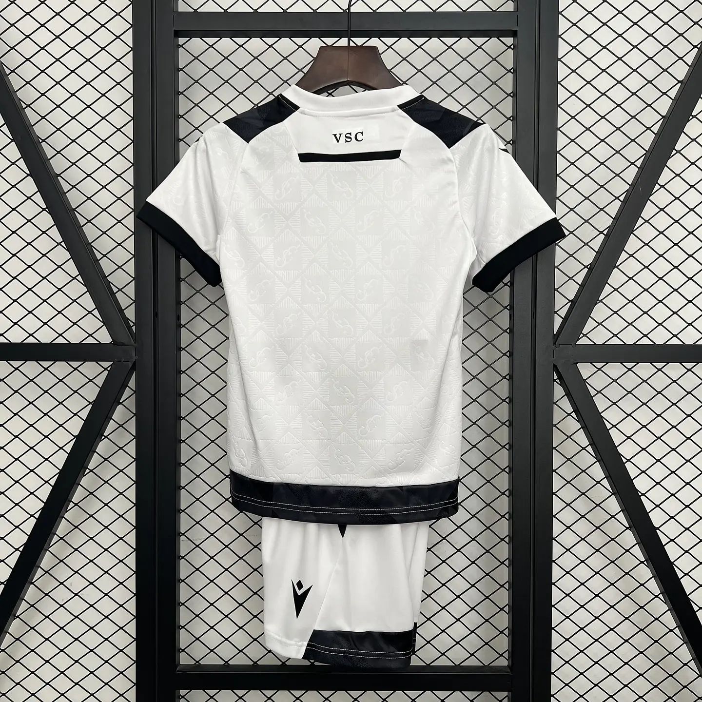 Vitória de Guimarães Equipamento Principal Kit Criança 2025/26 2