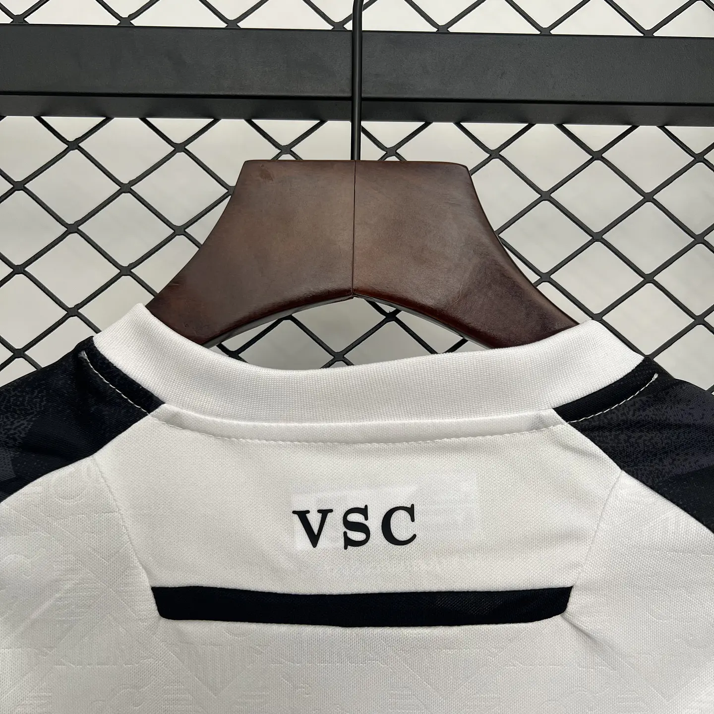 Vitória de Guimarães Equipamento Principal Kit Criança 2025/26 6