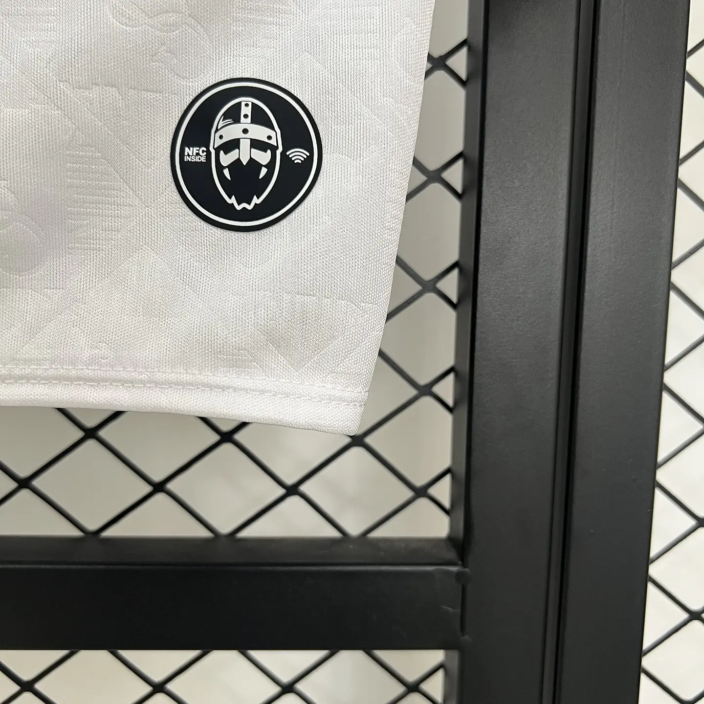 Vitória de Guimarães Equipamento Principal 2025/26 7