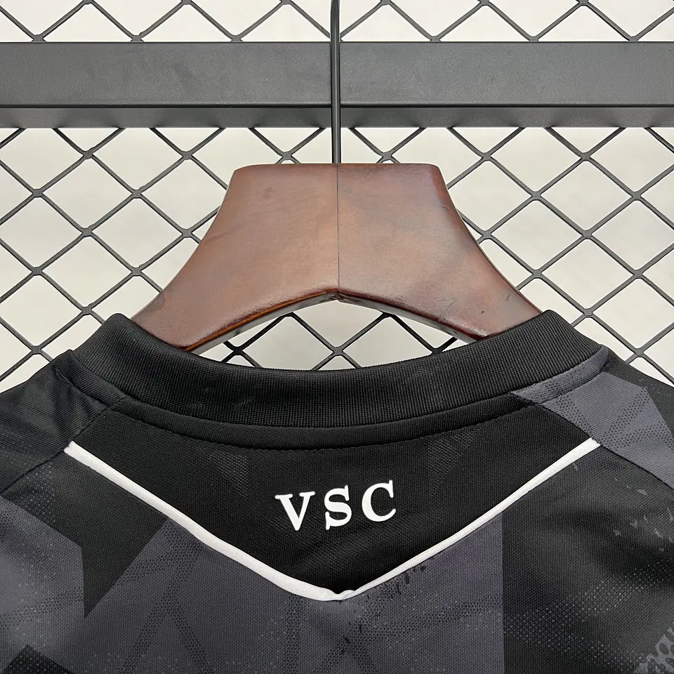 Vitória de Guimarães Equipamento Alternativo Kit Criança 2025/26 6