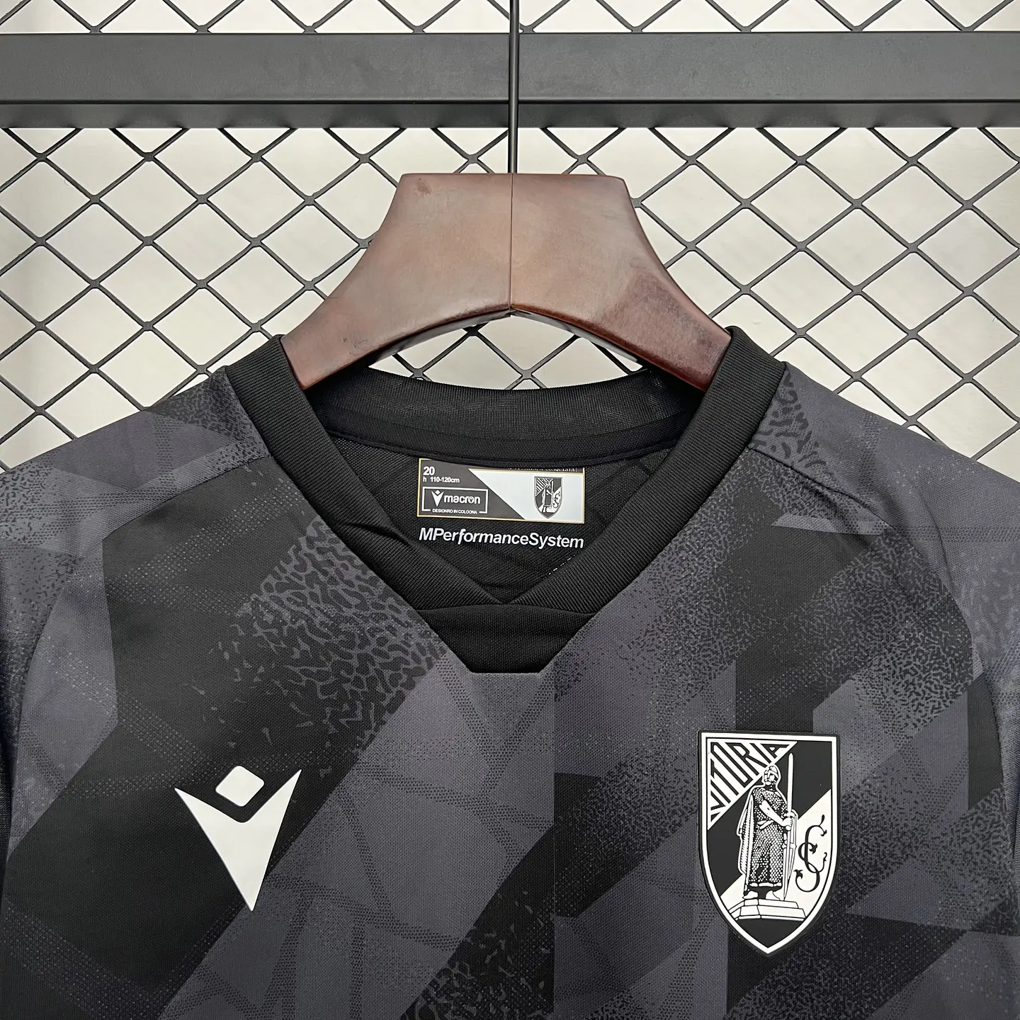 Vitória de Guimarães Equipamento Alternativo Kit Criança 2025/26 5