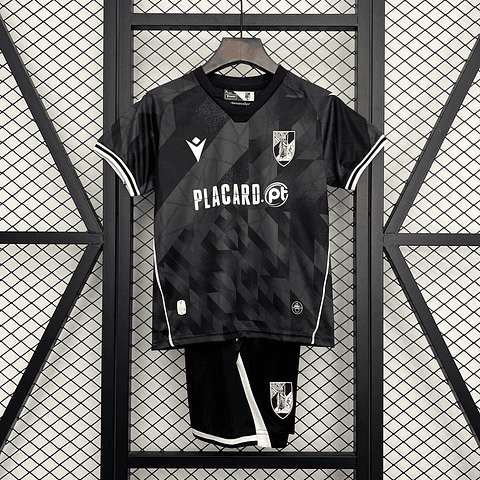 Vitória de Guimarães Equipamento Alternativo Kit Criança 2025/26