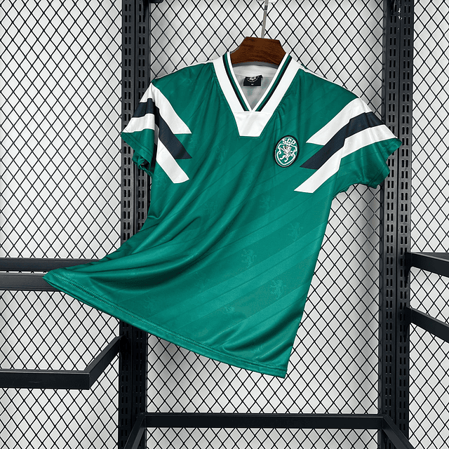 Sporting Equipamento Vintage 2025/26 Edição Limitada 1