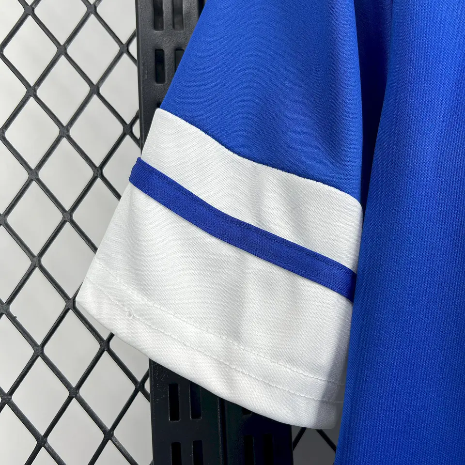 Curaçao Equipamento Principal Mundial 2026 5