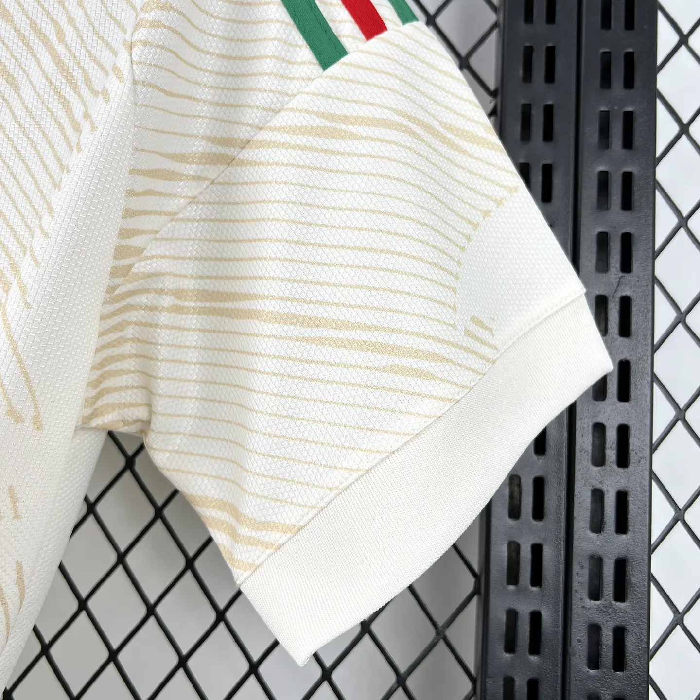 País de Gales Equipamento Alternativo Mundial 2026 8