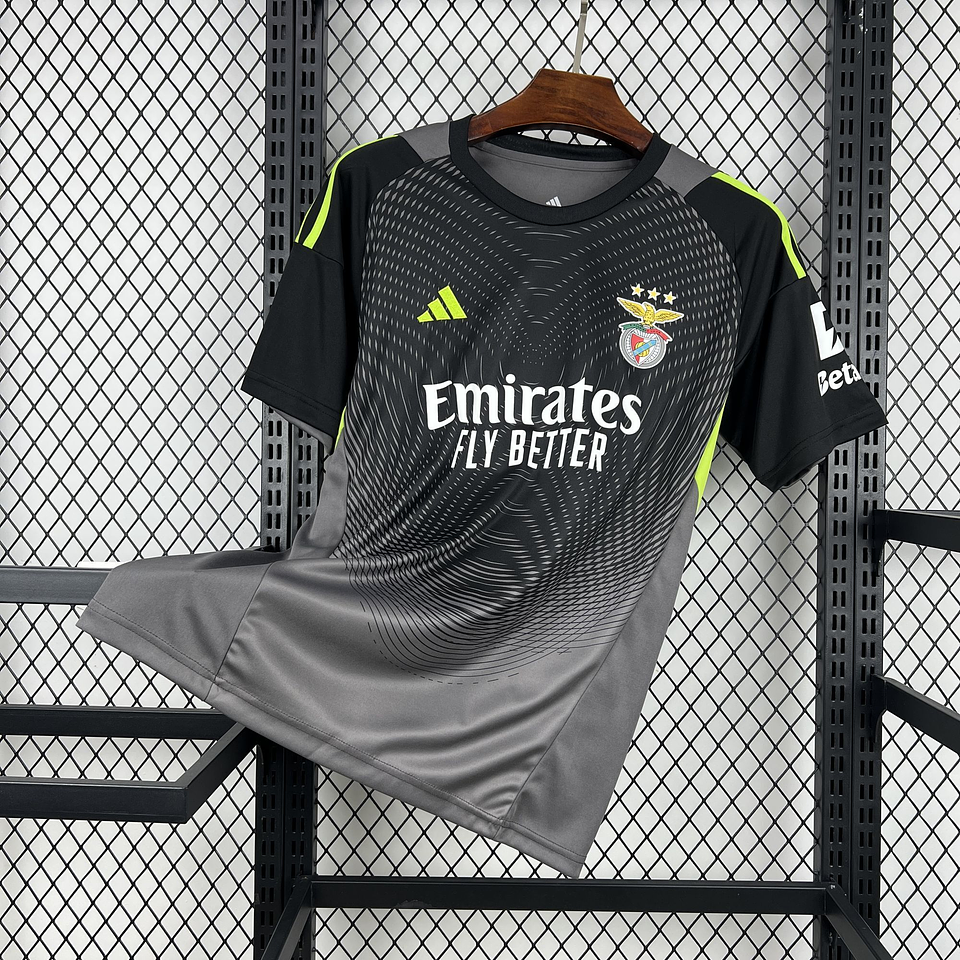 Benfica Equipamento Guarda-Redes 2025/26 1