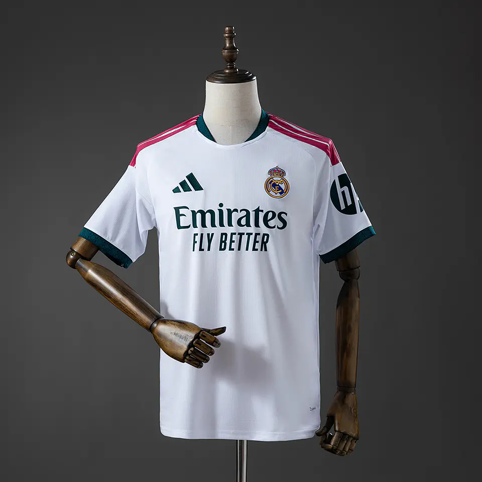 Real Madrid Equipamento Principal 2026/27 1