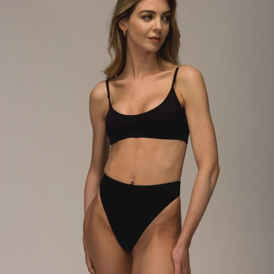 Conjunto Basic Magnolia Negro 1