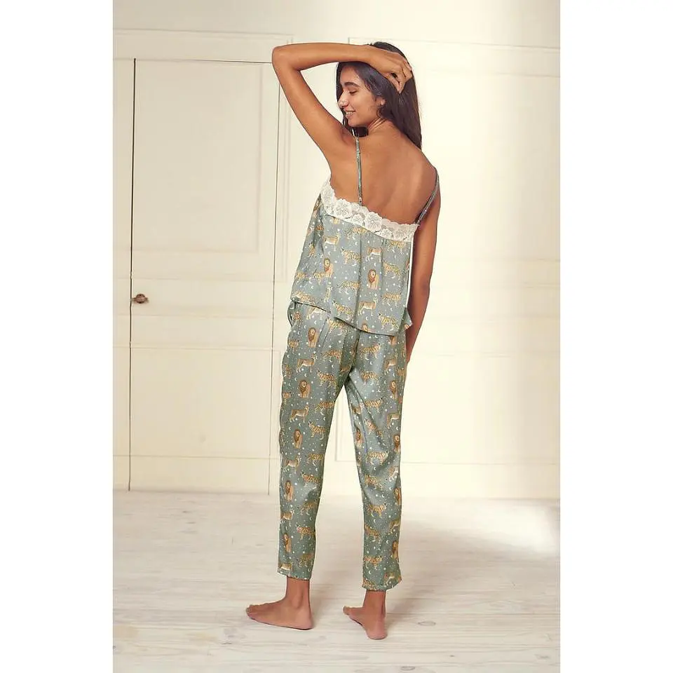 Pijama Tokio Tigres Verdes Top/Pantalón 3