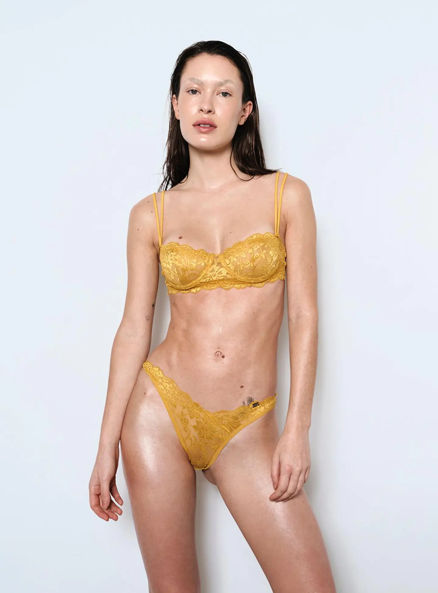 Conjunto Night & Sexy Desire Amarillo 1