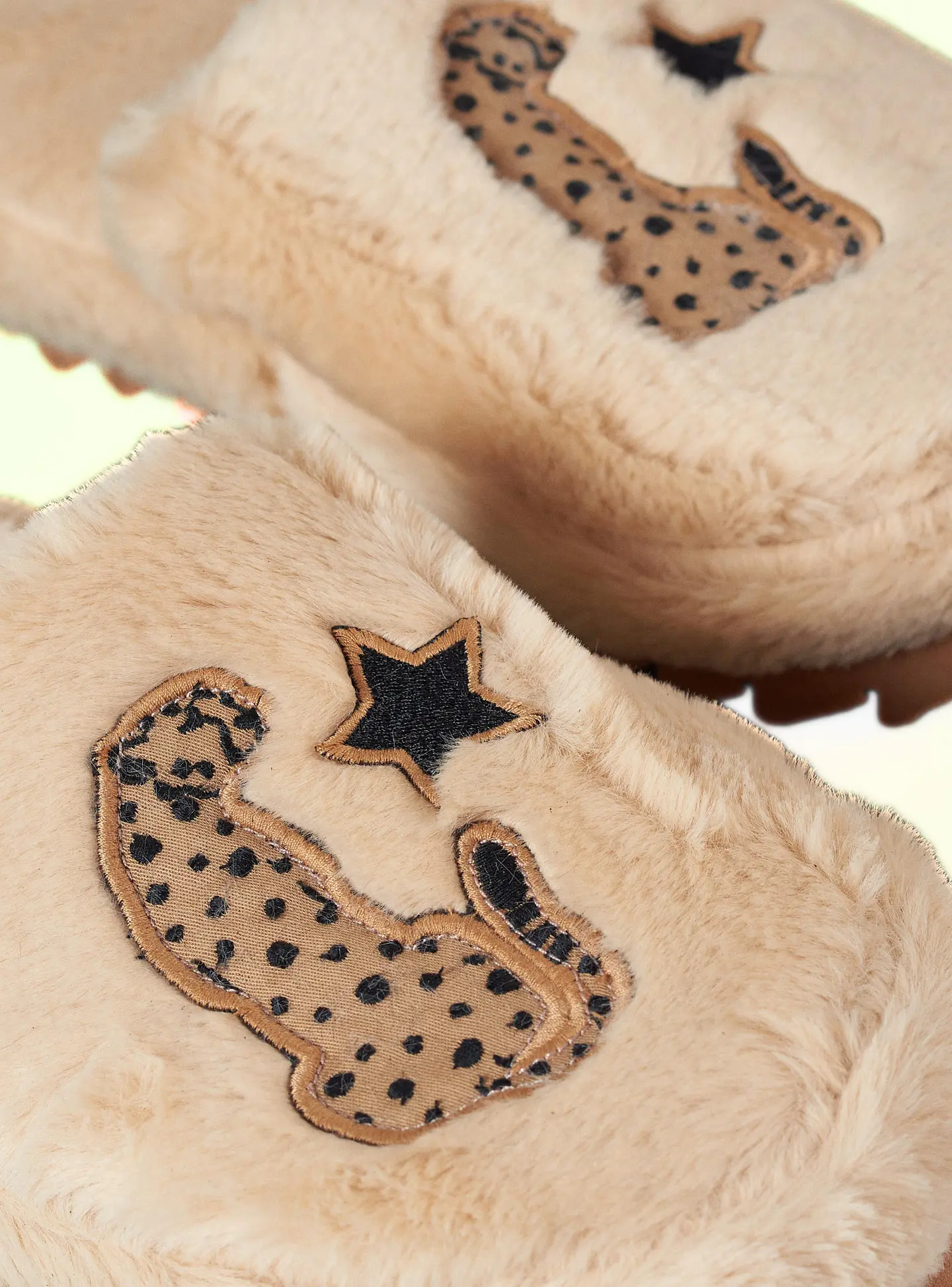 Accesorio Pantuflas Stella Beige 2