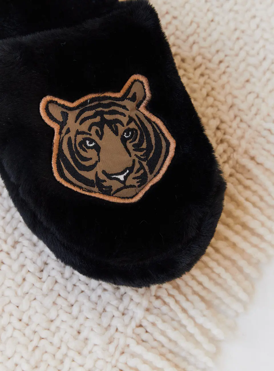 Accesorio Pantuflas Nuria Negro 3