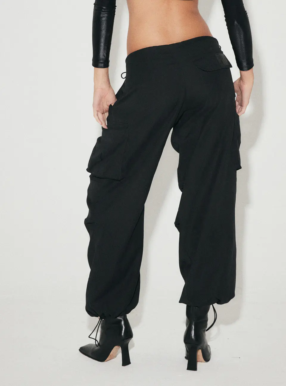 Pantalón Parachute 2