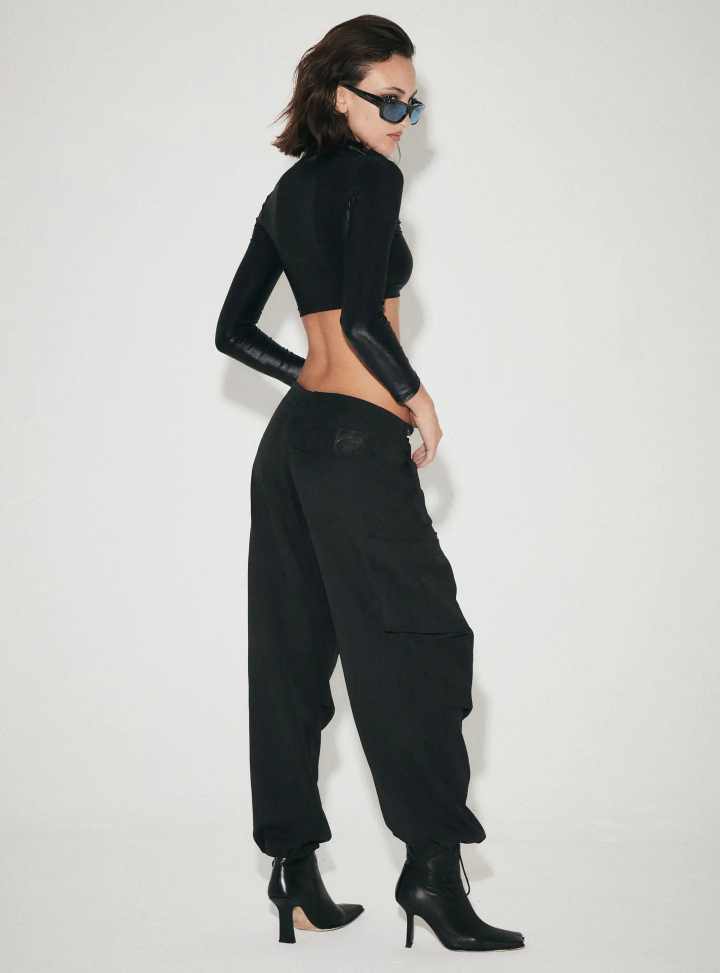 Pantalón Parachute 4