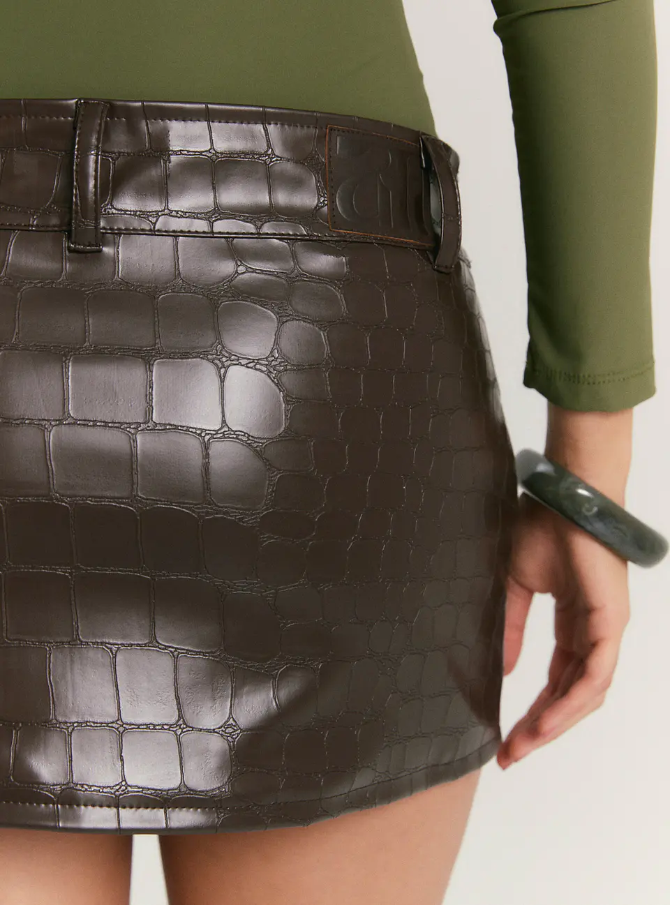 Falda Croco Chocolate 4